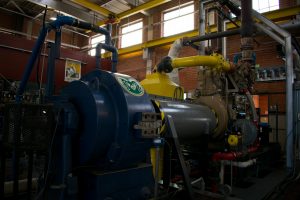 Large engine in the EECL