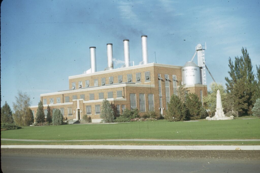 Color historic photo of the Fort Collins Municipal Power Plant